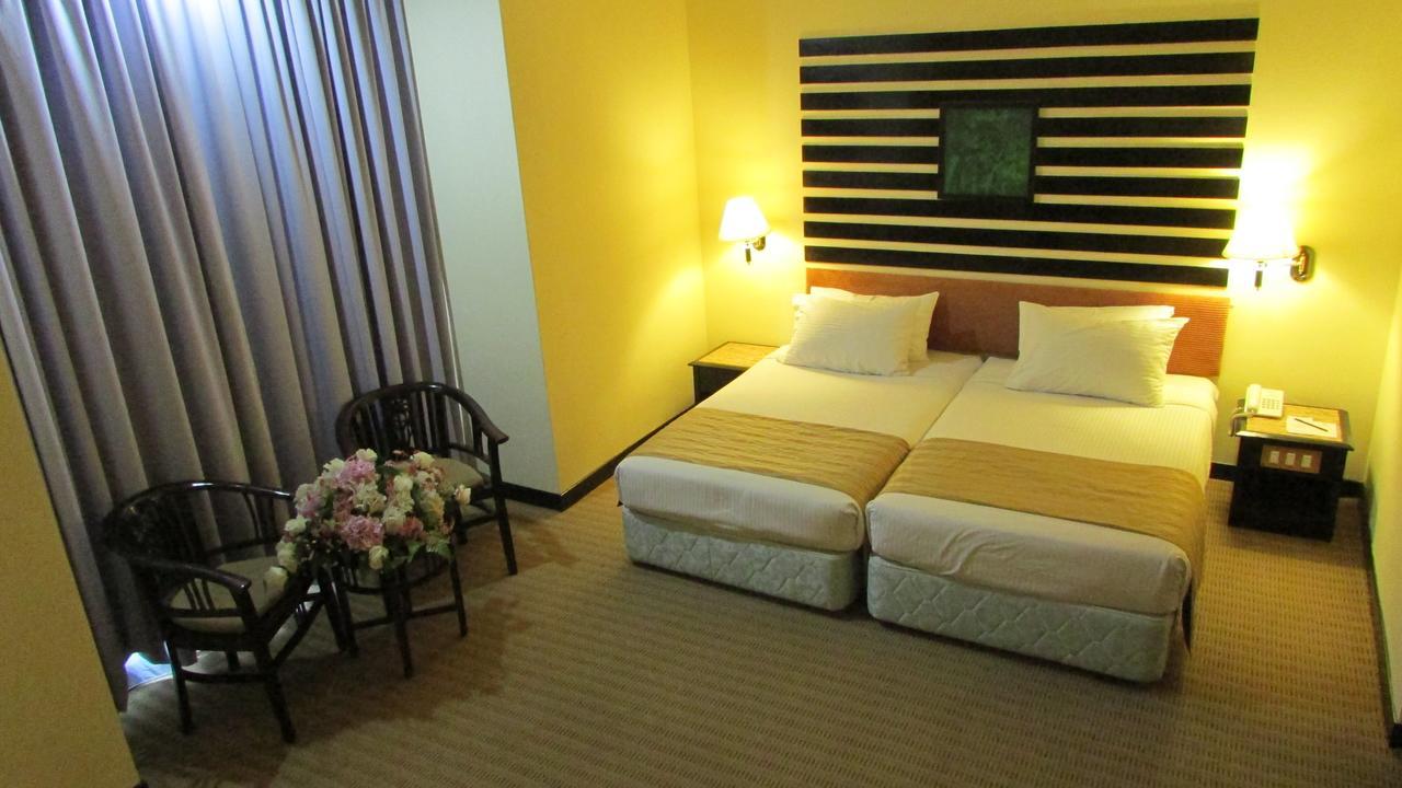 Hotel Felda Residence Hot Springs Sungkai Exteriér fotografie