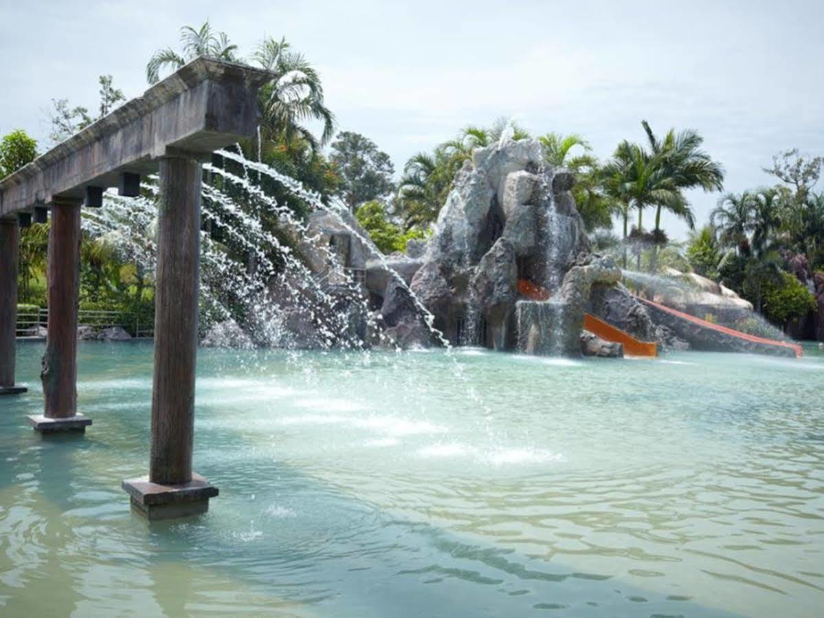Hotel Felda Residence Hot Springs Sungkai Exteriér fotografie